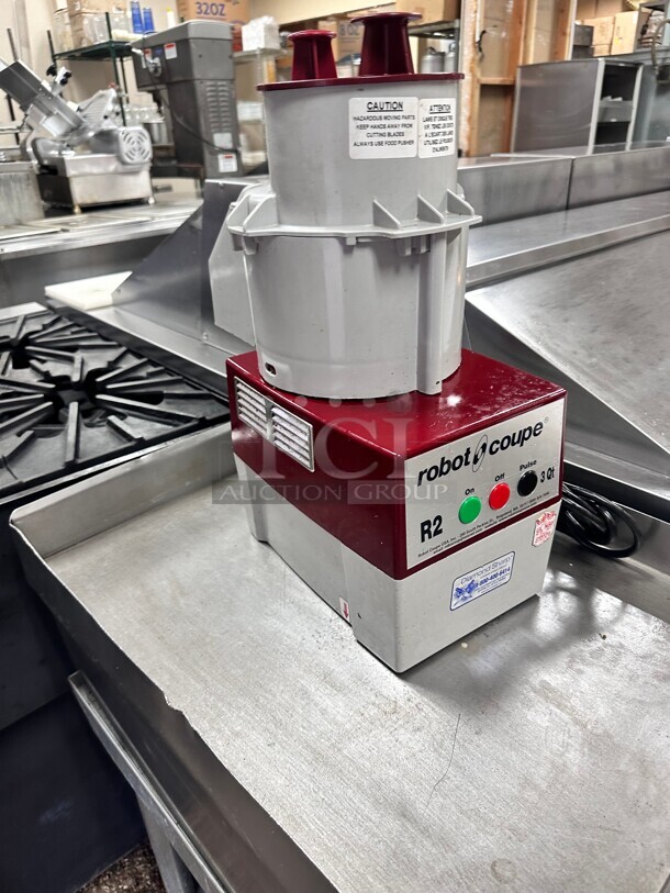 Robot Coupe R2 Food Processor with 3 Qt, Continuous Feed & 2 Discs - 1 hp 115 Volt Works - Image 1 of 8