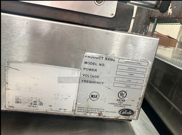 Used Globe GSG1410 Single Commercial Panini Press w/ Cast Iron Smooth Plates, 120v Working - Image 10 of 10