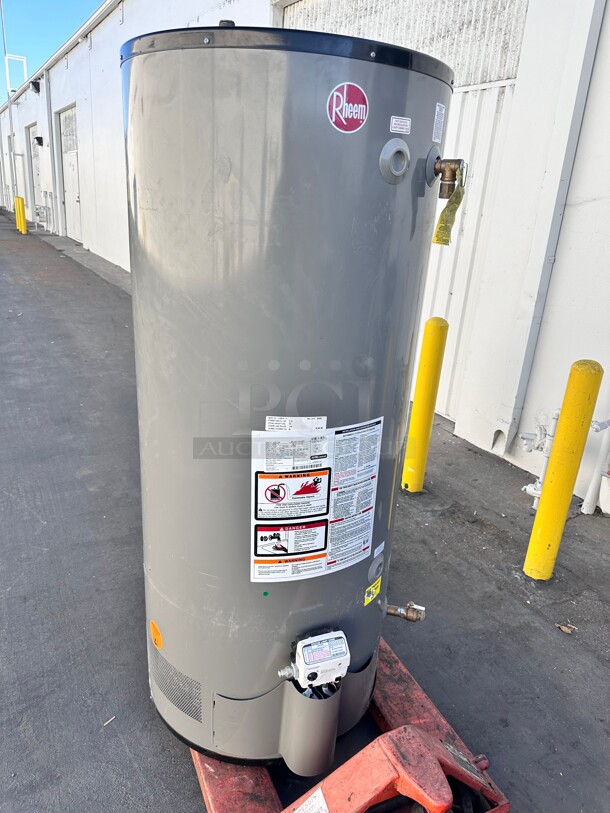Late Model Rheem Performance 98 Gal. Tall 6-Year 75,100 BTU Ultra Low NOx Natural Gas Water Heater Working - Image 2 of 5
