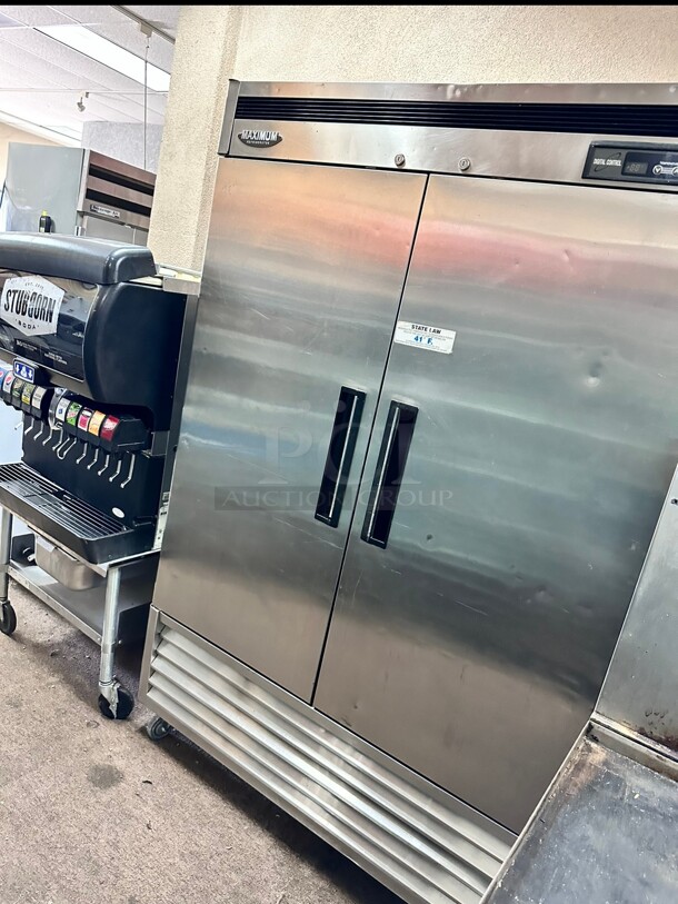 Used Turbo Air MSR-49mm 54 inch Two Section Reach In Refrigerator, (2) Left/Right Hinge Solid Doors, 115v Working - Image 2 of 5