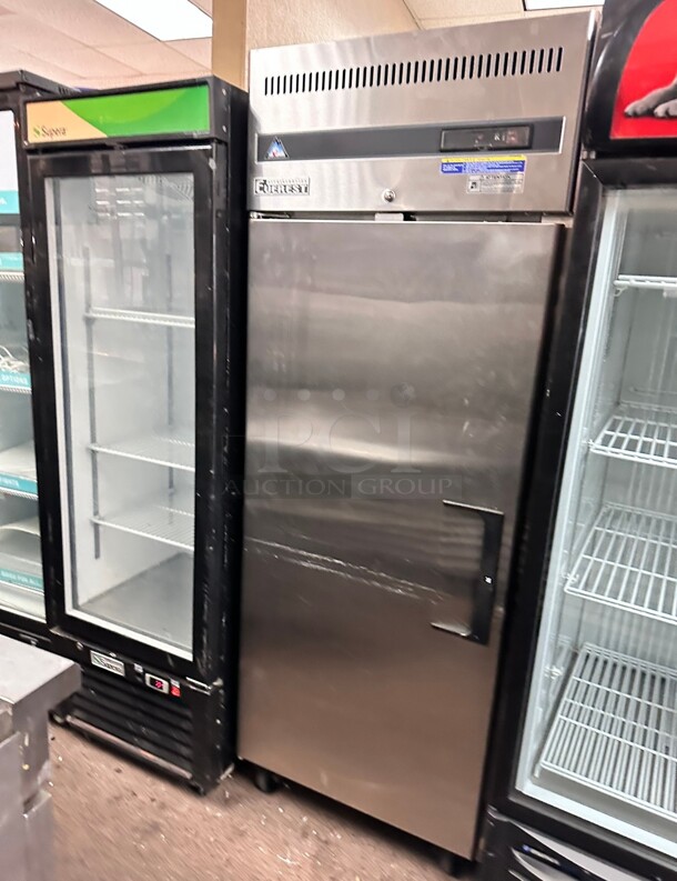Used EVEREST ESR1 29 inch Reach-in Commercial Refrigerator with Solid Door, One Section, 23-Cubic Feet, Stainless Steel, NSF 115 Volt Working - Image 2 of 6
