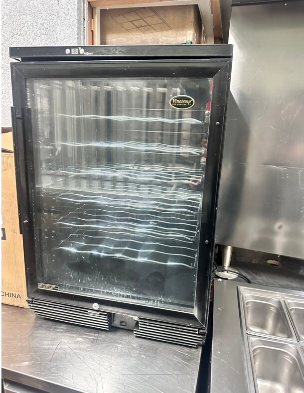 VINOTEMP 60 BOTTLE BUILT-IN OR FREESTANDING CELLAR 115 Volt Working - Image 6 of 8