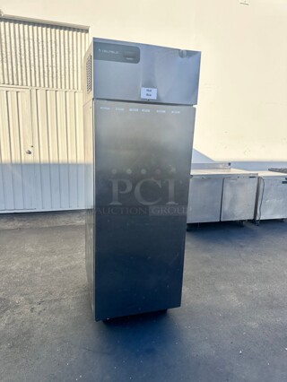 Late Model Delfield GAH1-S Full Height Insulated Mobile Heated Cabinet 208-240v/1ph