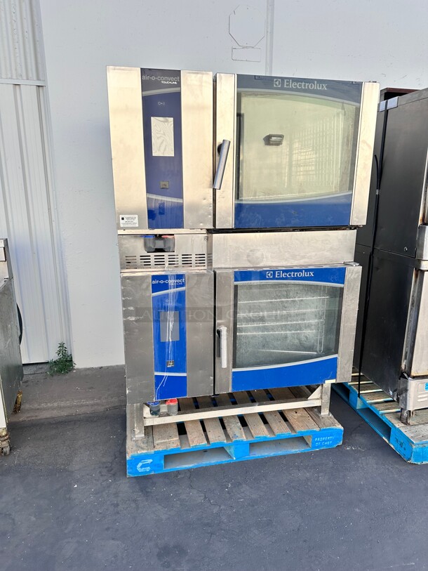 Nice Electrolux - 267283 - Air-O-Steam Touchline 102 Electric Combi Oven 220 Volt 3 Phase - Image 4 of 10