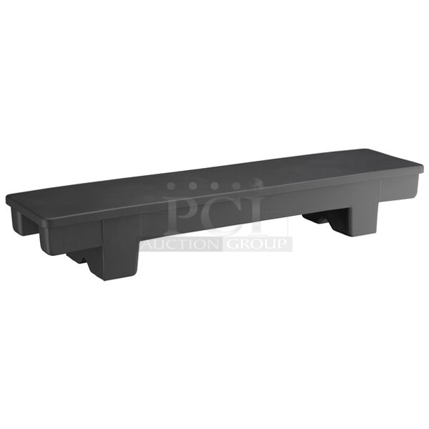 BRAND NEW SCRATCH AND DENT! Regency 600D48128PSJ 48" x 12" x 8" Plastic Narrow Dunnage Rack - 1000 lb. Capacity - Image 1 of 4