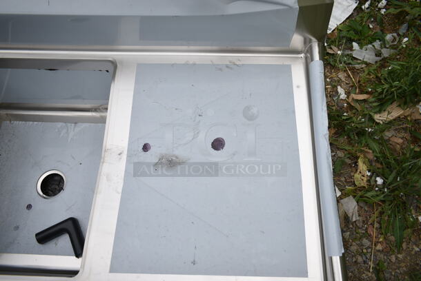 BRAND NEW SCRATCH AND DENT! Regency 600S3242424C Stainless Steel Commercial 3 Bay L Shaped Sink w/ Left Side Drain Board. No Legs. Bays 24x24. Drain Boards 22x26 - Image 5 of 8