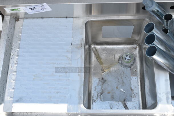 BRAND NEW SCRATCH AND DENT! Regency 600B41014213 4 Bowl Underbar Sink with Two Drainboards - Image 5 of 7