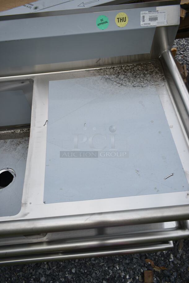 BRAND NEW SCRATCH AND DENT! Regency 600S2182424R Stainless Steel Commercial 2 Bay Sink w/ Right Side Drain Board. No Legs. Bays 18x24x15. Drain Board 22x25 - Image 3 of 6