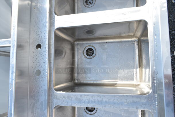BRAND NEW SCRATCH AND DENT! Regency 600B32160213 Stainless Steel  3 Bowl Underbar Sink with Two Drainboards. Bays 10x13x10. Drain Boards 11x14.5 - Image 4 of 6