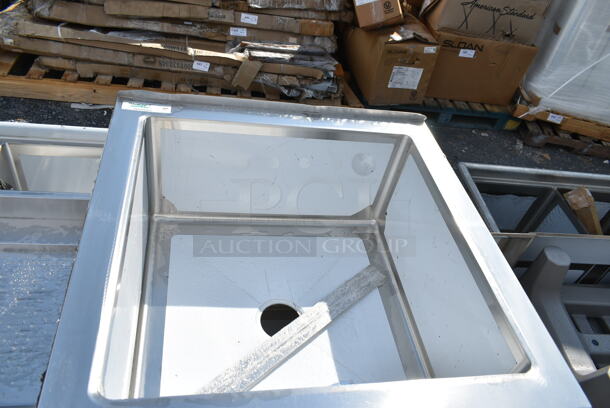 BRAND NEW SCRATCH AND DENT! Regency 600SM242412 29" 16-Gauge Stainless Steel One Compartment Floor Mop Sink - 24" x 24" x 12" Bowl - Image 3 of 4