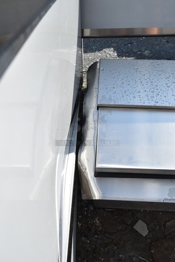 BRAND NEW SCRATCH AND DENT! Regency 600DIIB1824 18" x 24" Stainless Steel Drop-In Ice Bin - Image 3 of 6