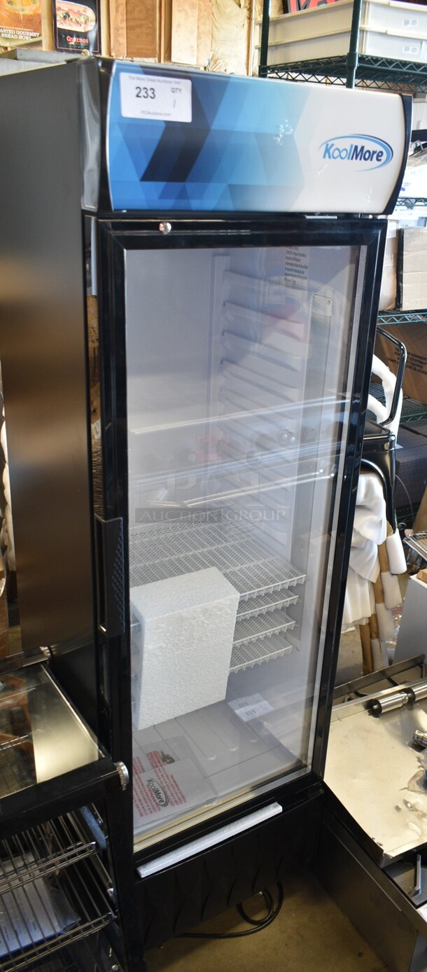 BRAND NEW SCRATCH AND DENT! KoolMore MDR-9CP Stainless Steel Commercial Single Door Reach In Cooler Merchandiser. 115 Volts, 1 Phase. Tested and Working! - Image 2 of 5
