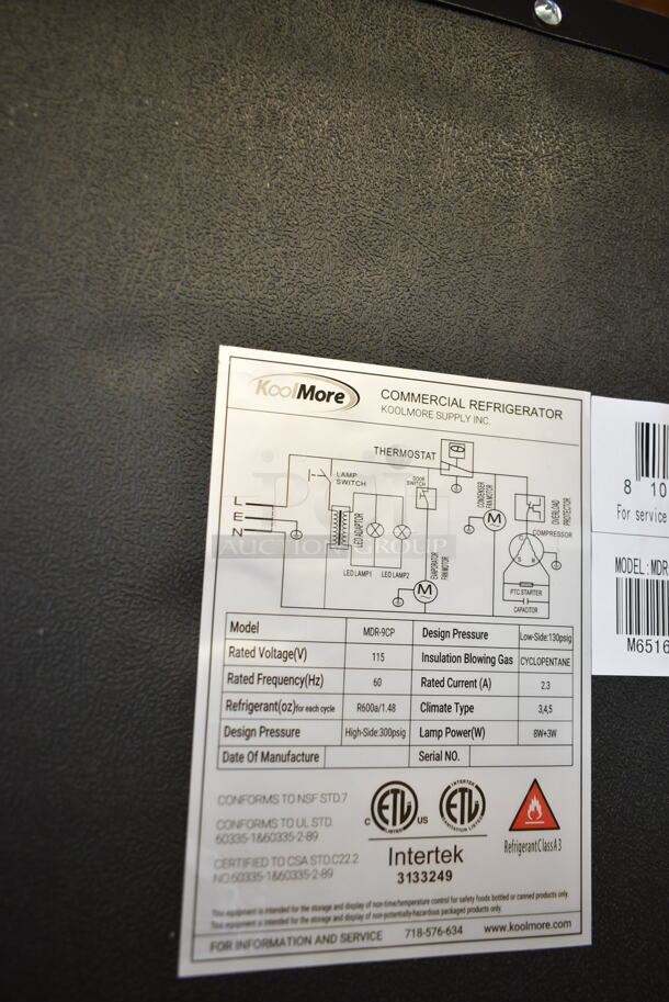 BRAND NEW SCRATCH AND DENT! KoolMore MDR-9CP Stainless Steel Commercial Single Door Reach In Cooler Merchandiser. 115 Volts, 1 Phase. Tested and Working! - Image 4 of 5