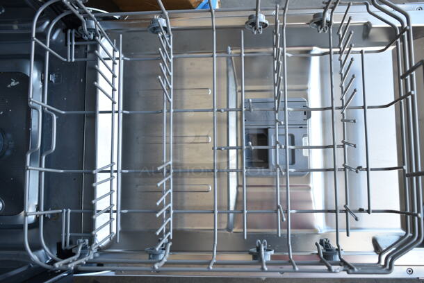 BRAND NEW SCRATCH AND DENT! Honeywell HDS18SS Stainless Steel Undercounter Dishwasher. 120 Volts, 1 Phase. - Image 5 of 10