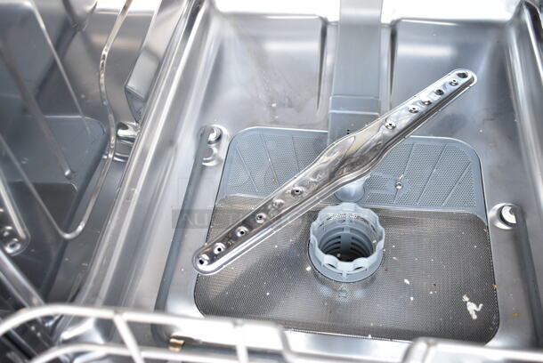 BRAND NEW SCRATCH AND DENT! Honeywell HDS18SS Stainless Steel Undercounter Dishwasher. 120 Volts, 1 Phase. - Image 6 of 10