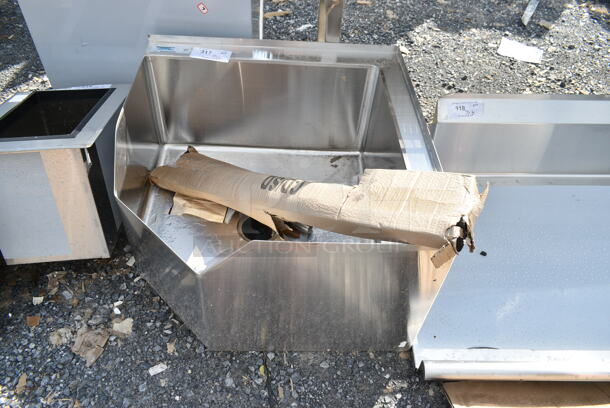 BRAND NEW SCRATCH AND DENT! Regency 600SM242412C 16-Gauge Stainless Steel One Compartment Corner Mop Sink with Notched Front - 24" x 24" x 12" Bowl - Image 2 of 6