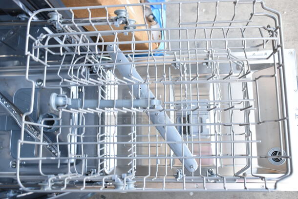 BRAND NEW SCRATCH AND DENT! Honeywell HDS18SS Stainless Steel Undercounter Dishwasher. 120 Volts, 1 Phase. - Image 8 of 10