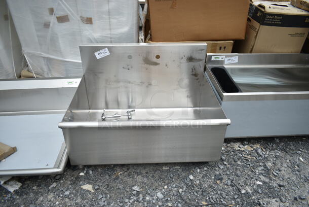 BRAND NEW SCRATCH AND DENT! Regency Stainless Steel Single Bay Sink w/ Faucet and Handles.  - Image 1 of 5