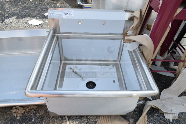 BRAND NEW SCRATCH AND DENT! Steelton 522CS12424 29 1/2" 18-Gauge Stainless Steel One Compartment Commercial Sink without Drainboard - 24" x 24" x 12" Bowl. No Legs.  - Image 2 of 5