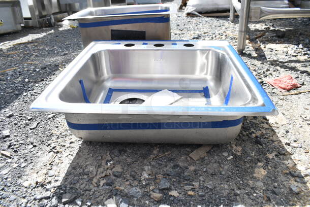 2 BRAND NEW SCRATCH AND DENT! Stainless Steel Single Bay Sinks; 438PDQ191953 Zurn Elkay PSRADQ191955L3 Celebrity Single Bowl ADA Drop-In Sink with Three Faucet Holes - 16" x 13 1/2" x 5 3/8" Bowl. 2 Times Your Bid! - Image 4 of 7