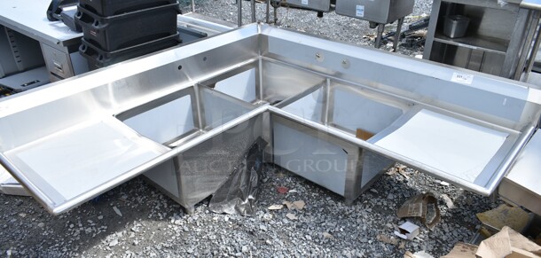 BRAND NEW SCRATCH AND DENT! Regency 600S3242424C Stainless Steel Commercial 3 Bay L Shaped Sink w/ Left Side Drain Board. No Legs. Bays 24x24. Drain Boards 22x26 - Image 2 of 7