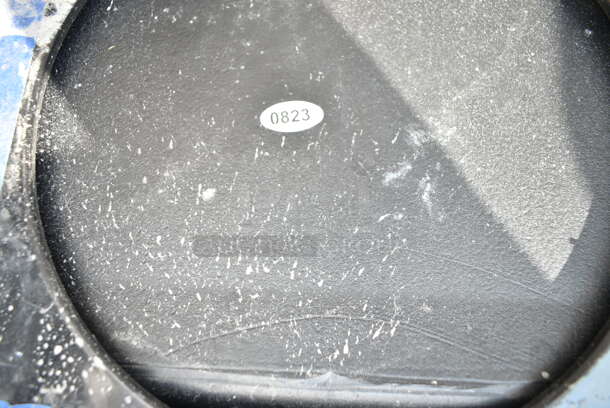 BRAND NEW SCRATCH AND DENT! Rubbermaid Black Metal Trash Can Shell. - Image 6 of 6