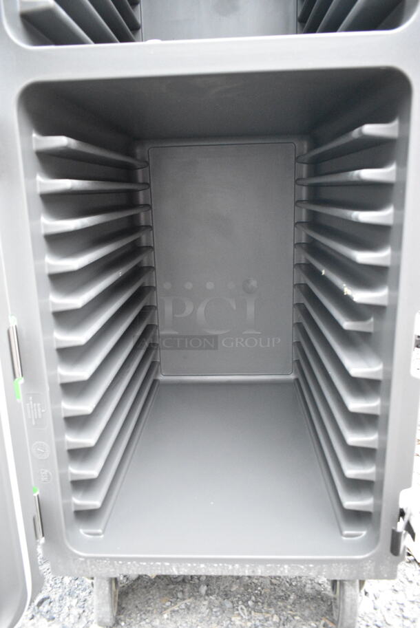 BRAND NEW SCRATCH AND DENT! Cambro 1826DTC 1826DTC615 Camcarts® Charcoal Gray Insulated Sheet Pan Carrier with Casters - Image 5 of 7