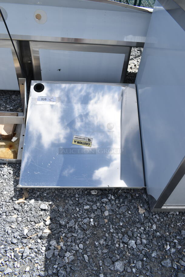 BRAND NEW SCRATCH AND DENT! Regency 600MS2424 24" x 24" Stainless Steel Microwave Shelf - Image 2 of 5