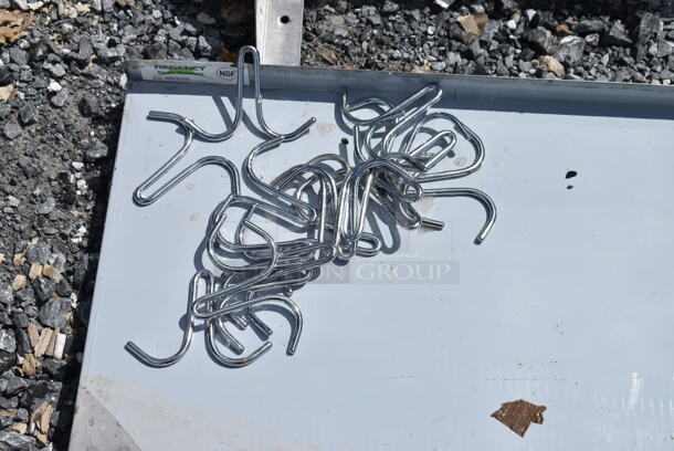 BRAND NEW SCRATCH AND DENT! Regency 600PS1536 15" x 36" Stainless Steel Wall Mounted Pot Rack with Shelf and 18 Galvanized Hooks - Image 4 of 6