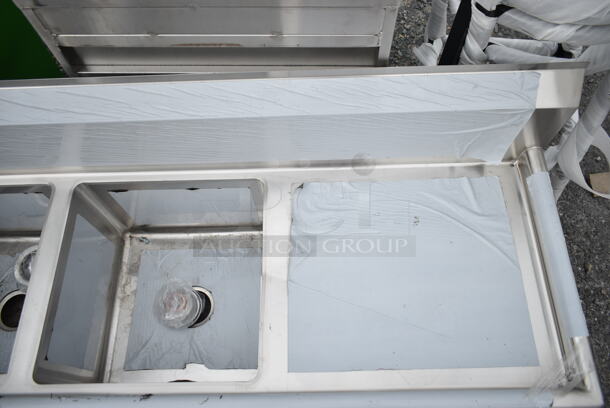 BRAND NEW SCRATCH AND DENT! Regency 60031717224 Stainless Steel Commercial 3 Bay Sink w/ Dual Drain Boards. Bays 7x7x11.5. Drain Boards 22x18.5 - Image 3 of 9
