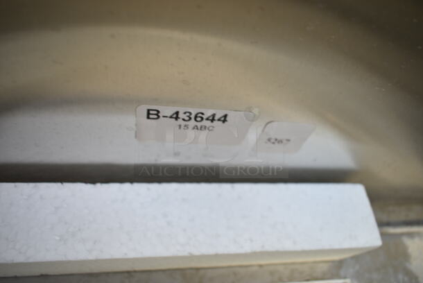 BRAND NEW SCRATCH AND DENT! Bobrick B-43644 Rectangular Waste Receptacle. - Image 5 of 5