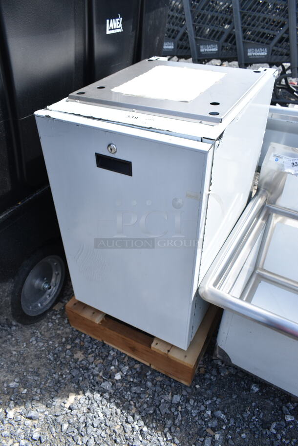 BRAND NEW SCRATCH AND DENT! Stainless Steel Commercial Ice Machine Cabinet Base.  - Image 3 of 4