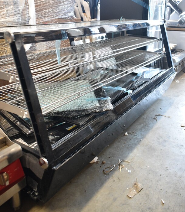 BRAND NEW SCRATCH AND DENT! Metal Commercial Countertop Deli Display Case Merchandiser. See Pictures for Broken Glass. Tested and Powers On But Does Not Get Cold - Image 3 of 7