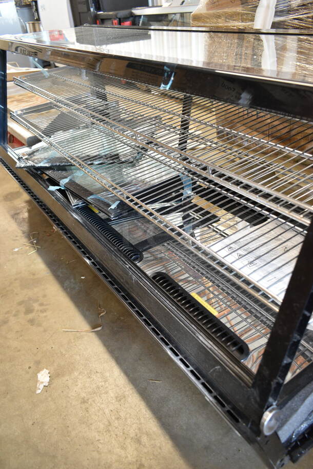 BRAND NEW SCRATCH AND DENT! Metal Commercial Countertop Deli Display Case Merchandiser. See Pictures for Broken Glass. Tested and Powers On But Does Not Get Cold - Image 5 of 7