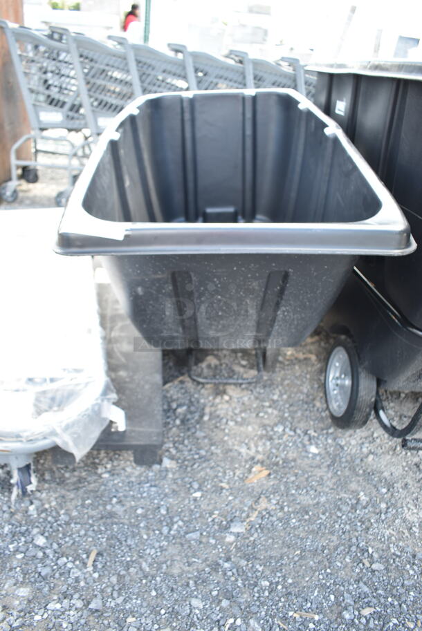 BRAND NEW SCRATCH AND DENT! Lavex 475AG0011BBK Black 0.5 Cubic Yard Black Standard-Duty Tilt Truck / Trash Cart (300 lb. Capacity) - Image 2 of 5