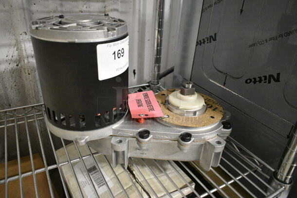 BRAND NEW SCRATCH AND DENT!  Marathon 5KH33JNA980AX Compressor. 110-115 Volts, 1 Phase.  - Image 3 of 6