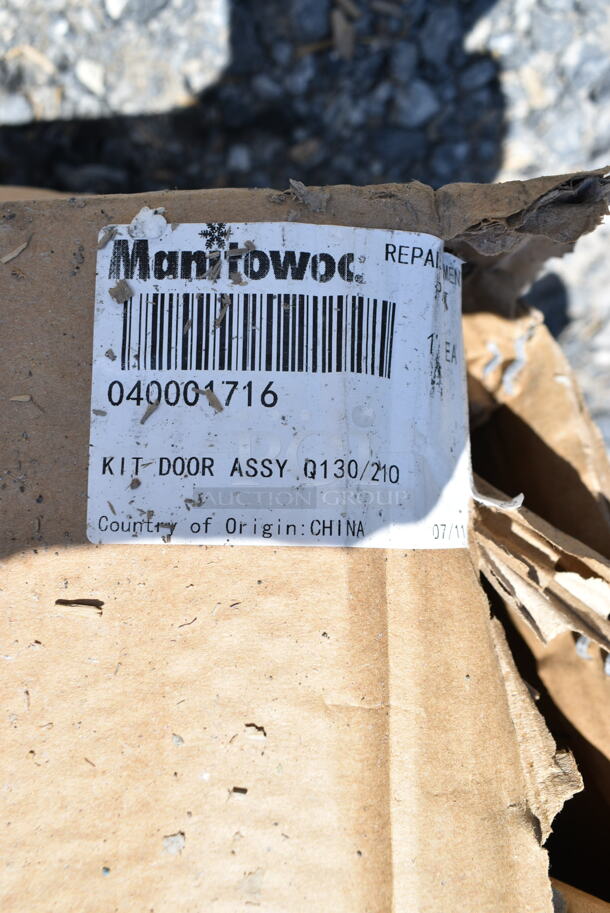 4 BRAND NEW SCRATCH AND DENT! Items; 164TS1800 Lancaster Table & Seating 18" Cast Iron Table Base Spider, Commercial Casters, Manitowoc Ice 040001716 Kit Door Assy Q130/210. 4 Times Your Bid!  - Image 6 of 6