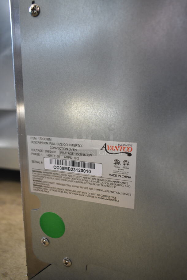 BRAND NEW SCRATCH AND DENT! Avantco 177CO38M Stainless Steel Commercial Countertop Electric Powered Full Size Convection Oven. 208/240 Volts, 1 Phase.  - Image 5 of 5