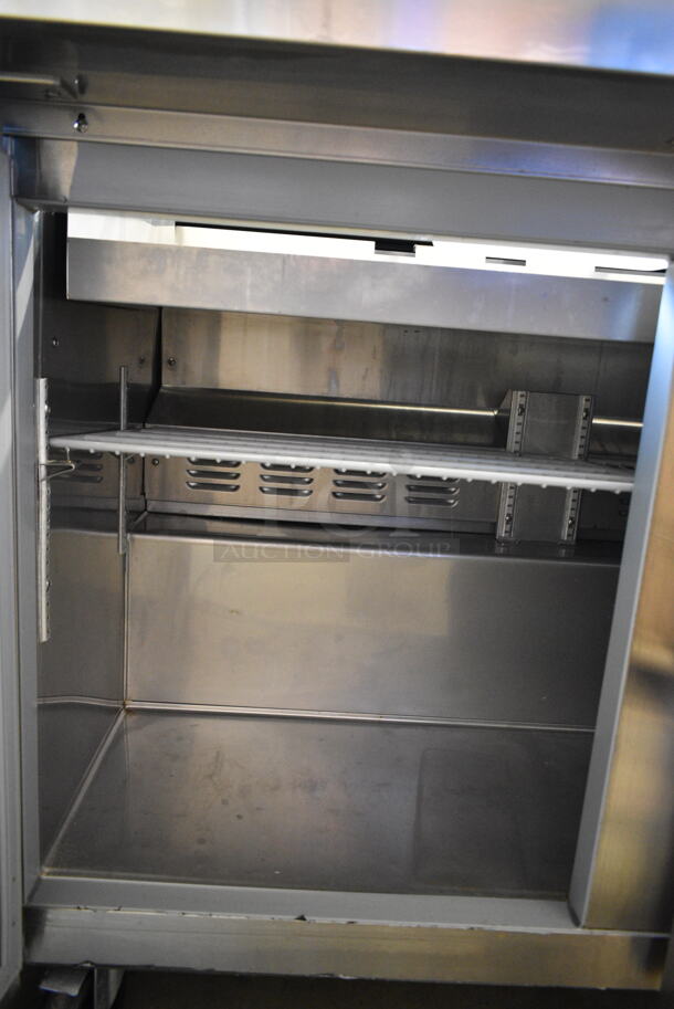 Hoshizaki SR72A-30M Stainless Steel Commercial Prep Table on Commercial Casters. 115 Volts, 1 Phase. Tested and Working! - Image 7 of 8