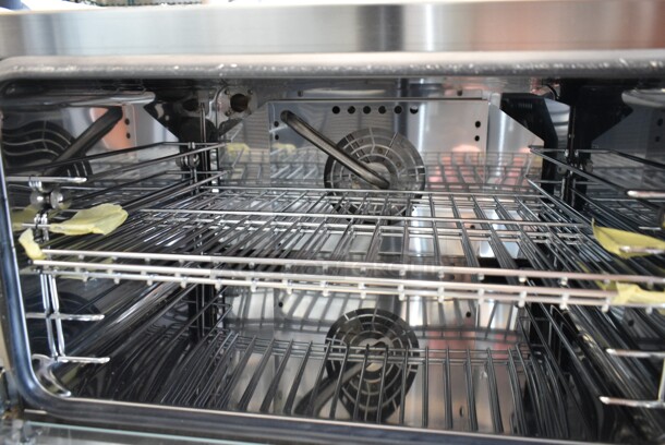 BRAND NEW SCRATCH AND DENT! Cooking Performance Group CPG 351COHT3AStainless Steel Commercial Countertop Electric Powered Full Size Convection Oven. See Pictures for Broken Glass. 120 Volts, 1 Phase. Tested and Working! - Image 5 of 6