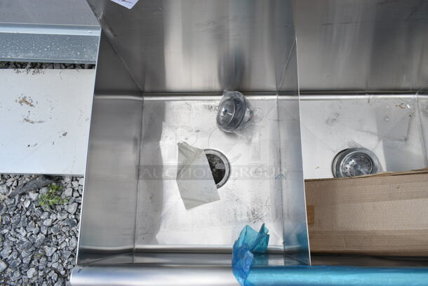 BRAND NEW SCRATCH AND DENT! Regency 600S31618SB 48" 16-Gauge Stainless Steel Three Compartment Commercial Utility Sink - 16" x 18" x 14" Bowl. - Image 6 of 9