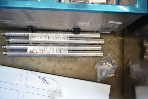 BRAND NEW SCRATCH AND DENT! 2023 Avantco 177STE3S Stainless Steel Commercial Electric Powered 3 Bay Steam Table. 120 Volts, 1 Phase. Tested and Working! - Image 4 of 7