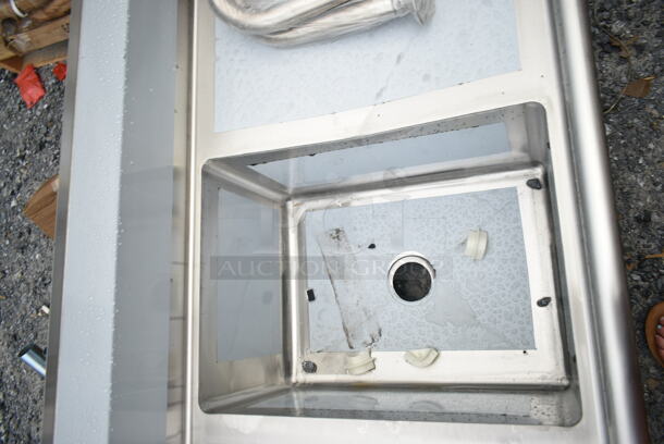 BRAND NEW SCRATCH AND DENT! Regency 600S31824218 94" 16-Gauge Stainless Steel Three Compartment Commercial Sink with 2 Drainboards - 18" x 24" x 14" Bowls. - Image 5 of 10