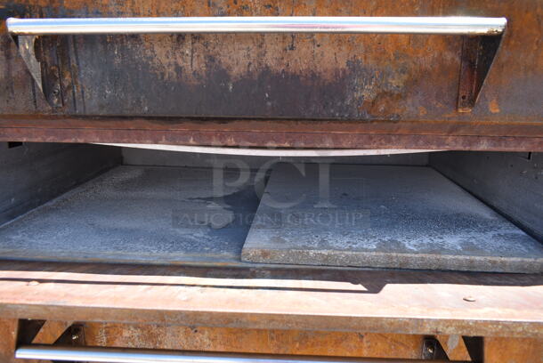 Metal Commercial Natural Gas Powered 4 Deck Pizza Oven w/ Cooking Stones. 90,000 BTU.  - Image 5 of 8