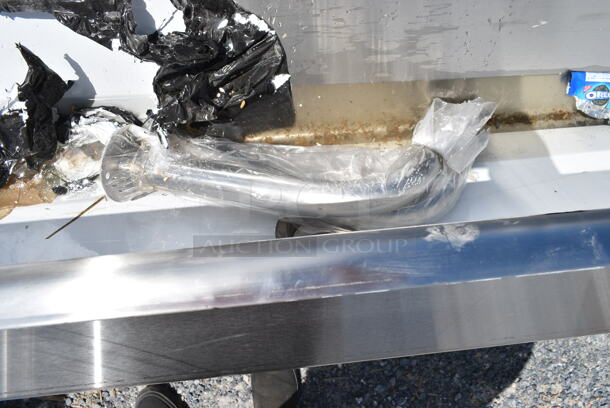 BRAND NEW SCRATCH AND DENT! Regency 600HSMS18120  120" x 17 1/2" Multi-Station Hand Sink for 5 Wall Mounted Faucets - Image 3 of 4