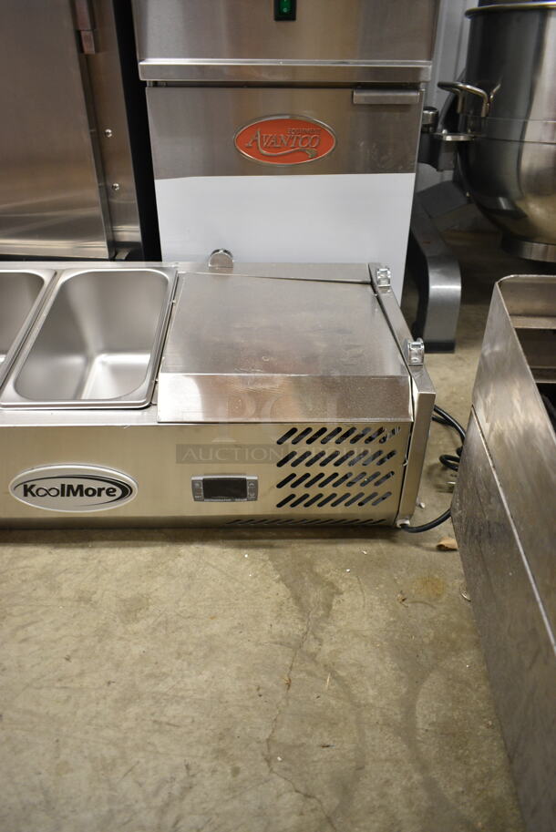 BRAND NEW SCRATCH AND DENT! 2023 KoolMore SCDC-8P-SG Stainless Steel Commercial 71 In. Eight Pan Refrigerated Countertop Condiment Prep Station. Does Not Have Sneeze Guard. 115 Volts, 1 Phase. Tested and Powers On But Does Not Get Cold - Image 5 of 6