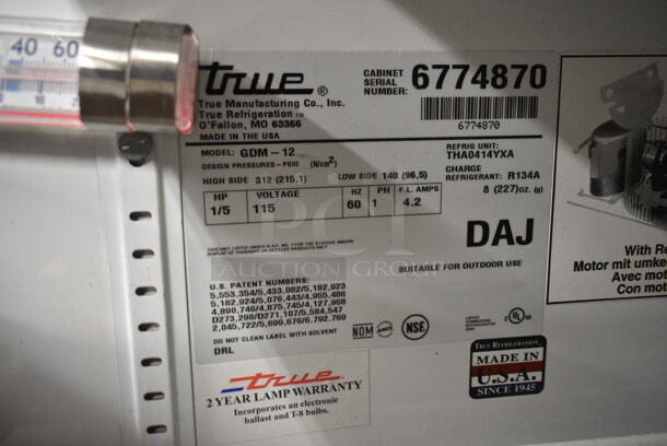 True GDM-12 Metal Commercial Single Door Reach In Cooler Merchandiser w/ Poly Coated Racks. 115 Volts, 1 Phase. Tested and Working! - Image 3 of 3