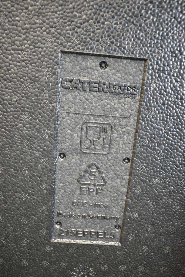 2 BRAND NEW SCRATCH AND DENT! CaterGator 215EPPEL5 Dash Black Front Loading EPP Insulated Food Pan Carrier - 5 Full-Size Pan Max Capacity. 2 Times Your Bid!  - Image 5 of 6