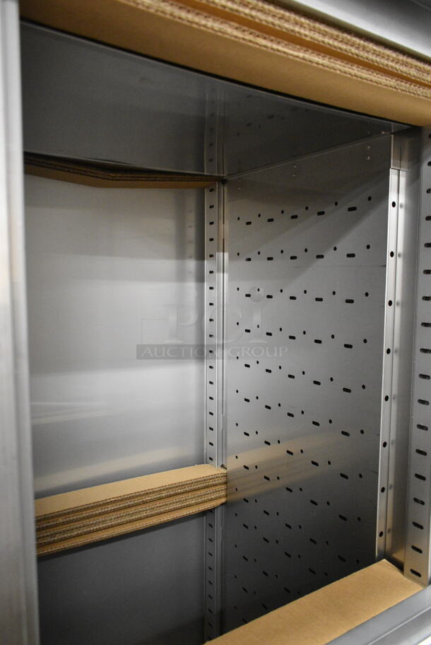 BRAND NEW SCRATCH AND DENT! CresCor RO-151-FUA-18D Stainless Steel Commercial QuikTherm Retherm Oven on Commercial Casters. 250 Volts, 3 Phase. Tested and Working! - Image 5 of 7