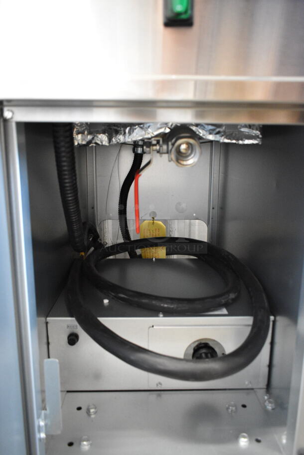 BRAND NEW SCRATCH AND DENT! 2023 Avantco 177EF40C Stainless Steel Commercial Floor Style Electric Powered Deep Fat Fryer w/ 2 Metal Fry Baskets. 208 Volts.  - Image 4 of 6
